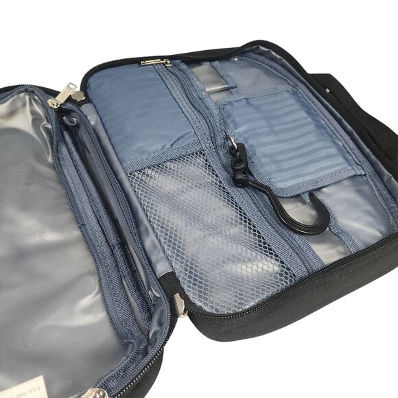 Ricardo Beverly Hills Essentials Super Tote Multi Compartment Black Travel Bag - Picture 10 of 10